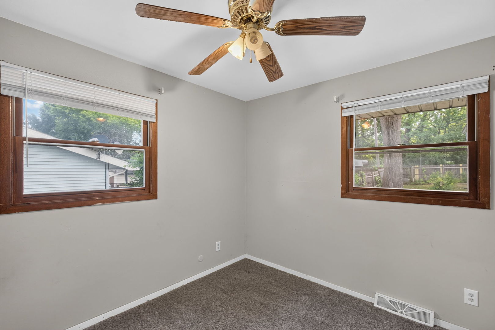523 Chisholm Trail Property Photo 18