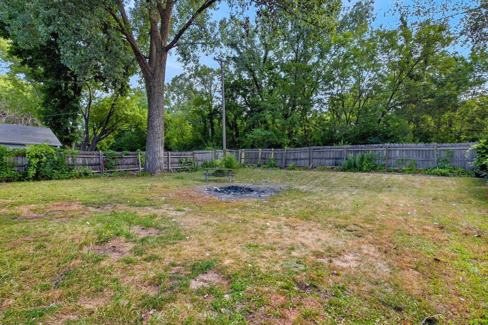 523 Chisholm Trail Property Photo 24