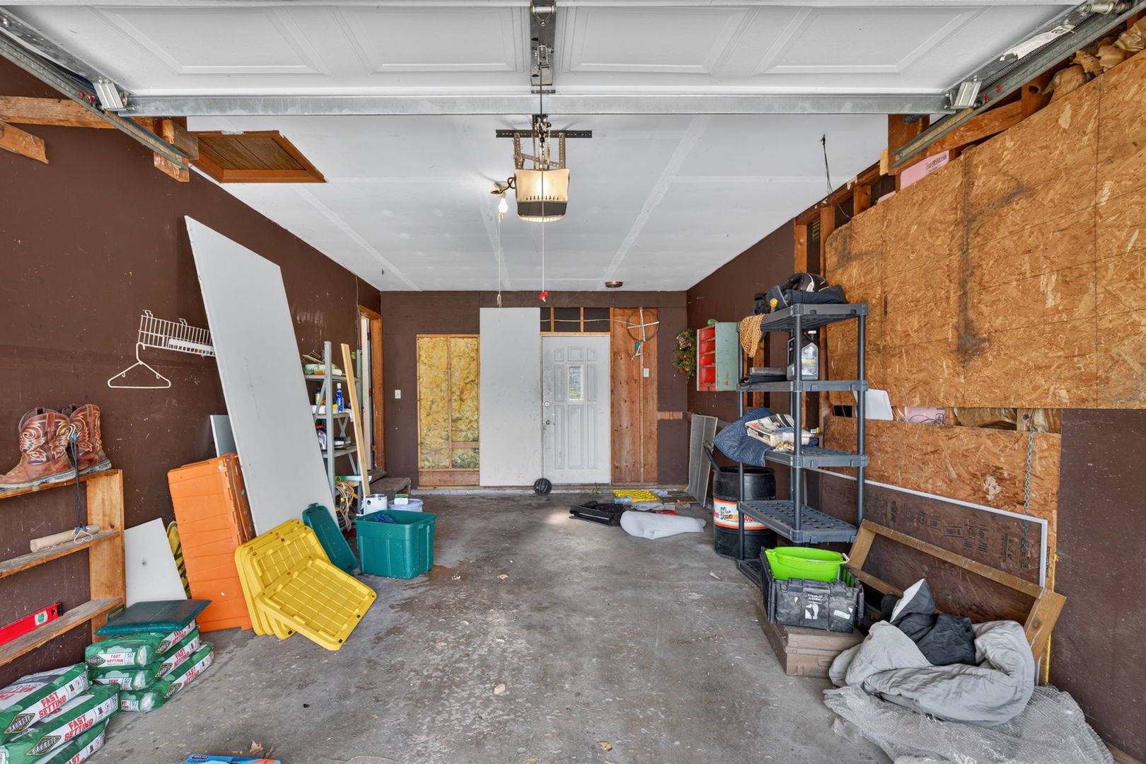 523 Chisholm Trail Property Photo 32