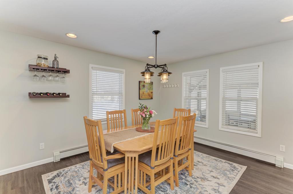 33709 S West River Road Property Photo 9