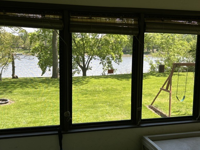 33709 S West River Road Property Photo 25