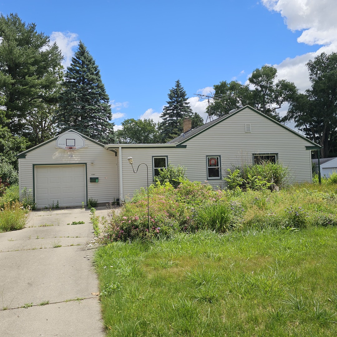 1307 Winthrop Lane Property Photo 3