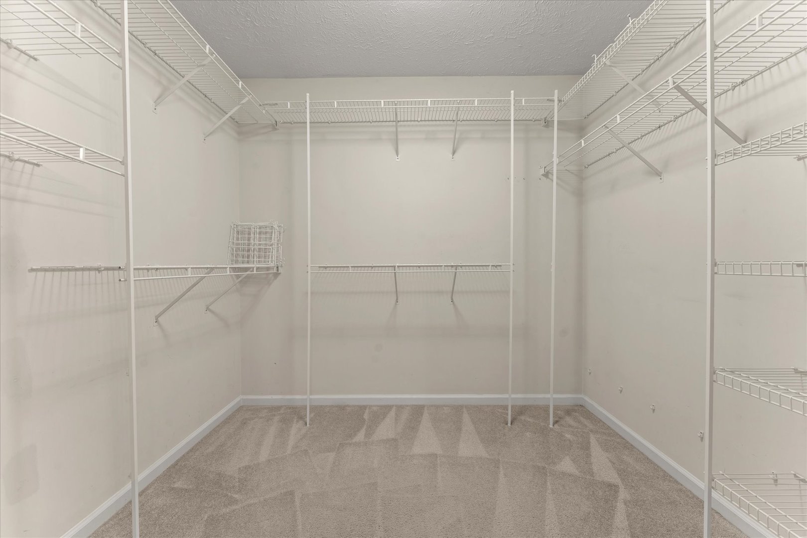 1703 Deer Run Drive Property Photo 34