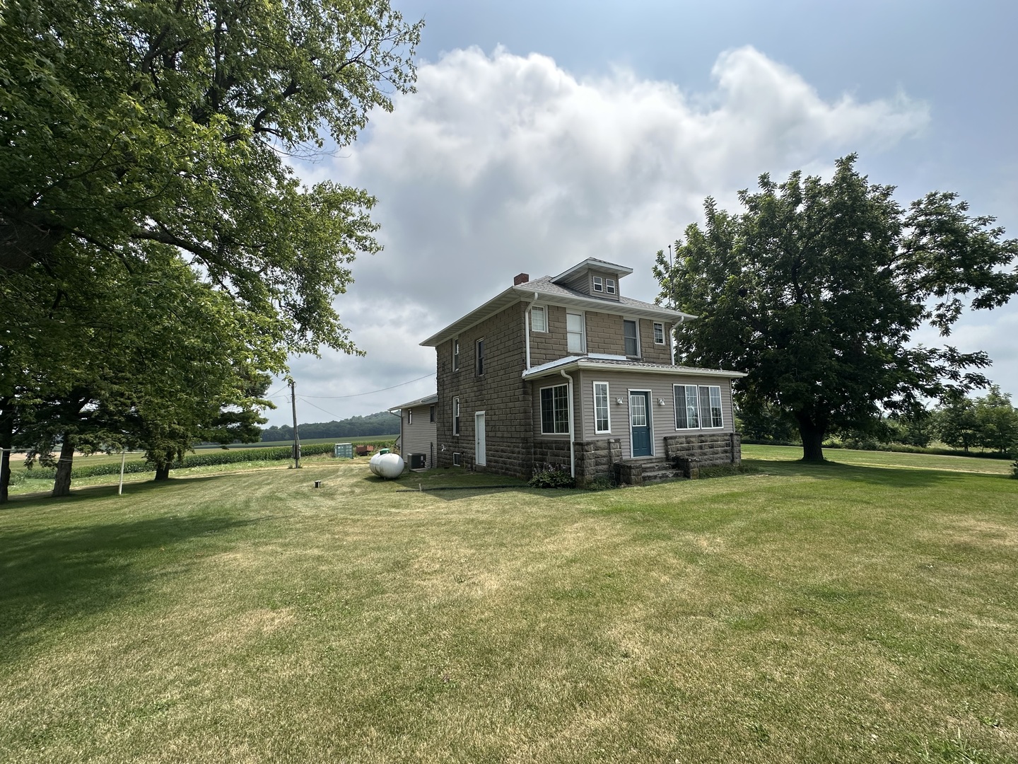 2733 S Curtiss Road Property Photo 1