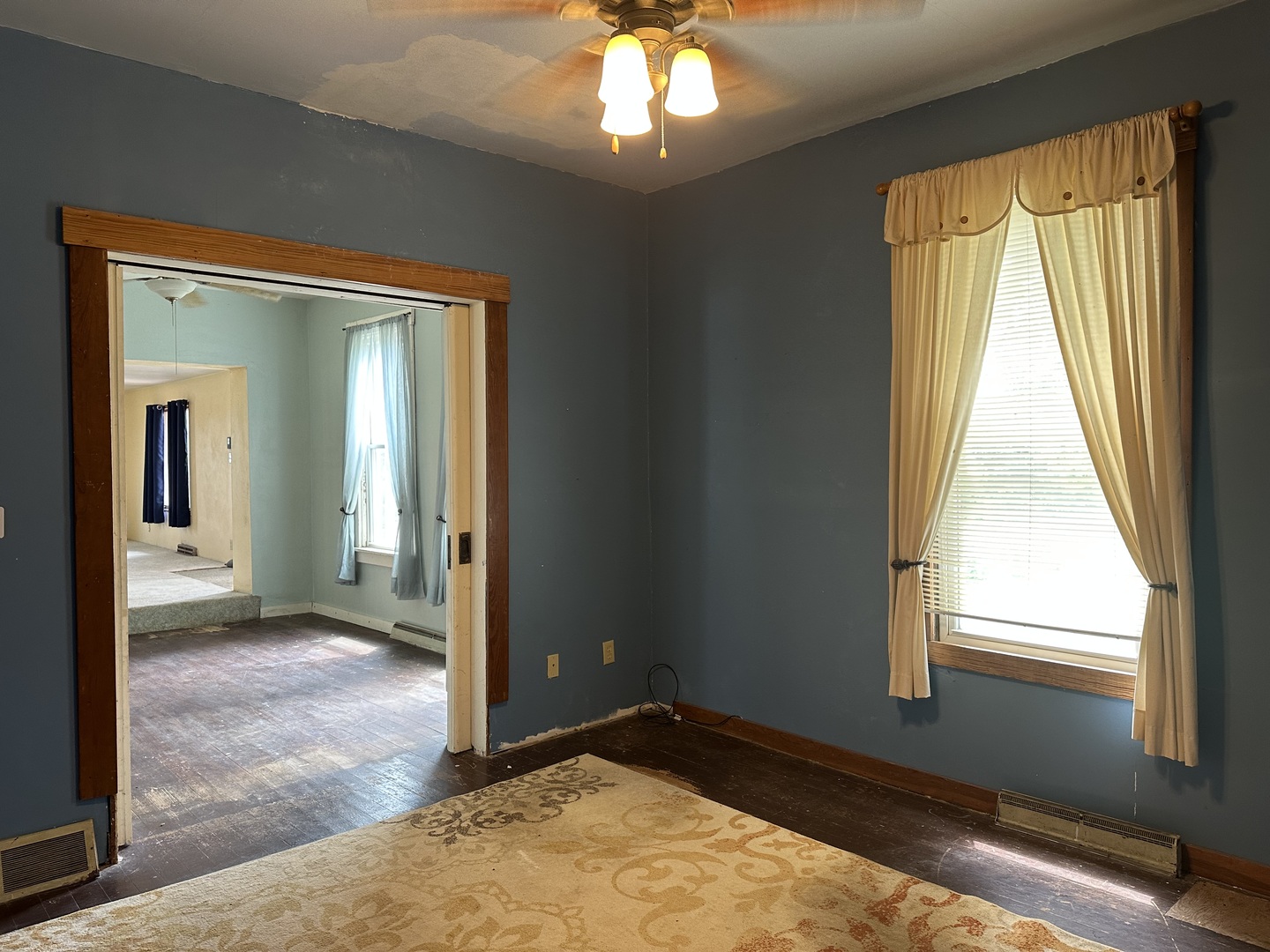 2733 S Curtiss Road Property Photo 3