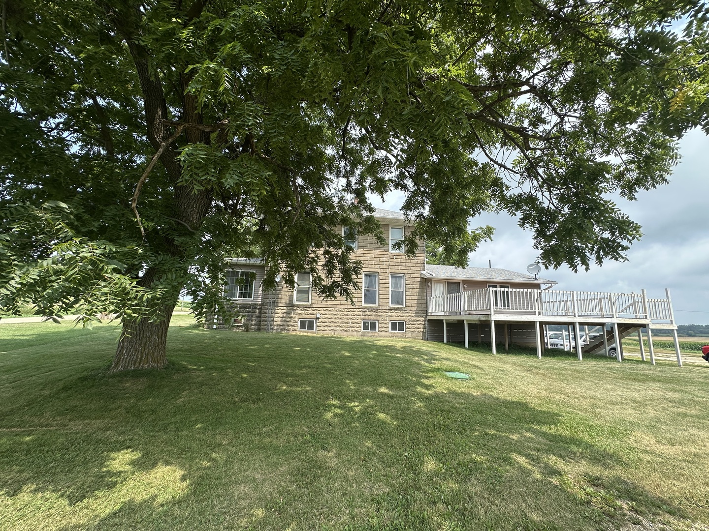 2733 S Curtiss Road Property Photo 6