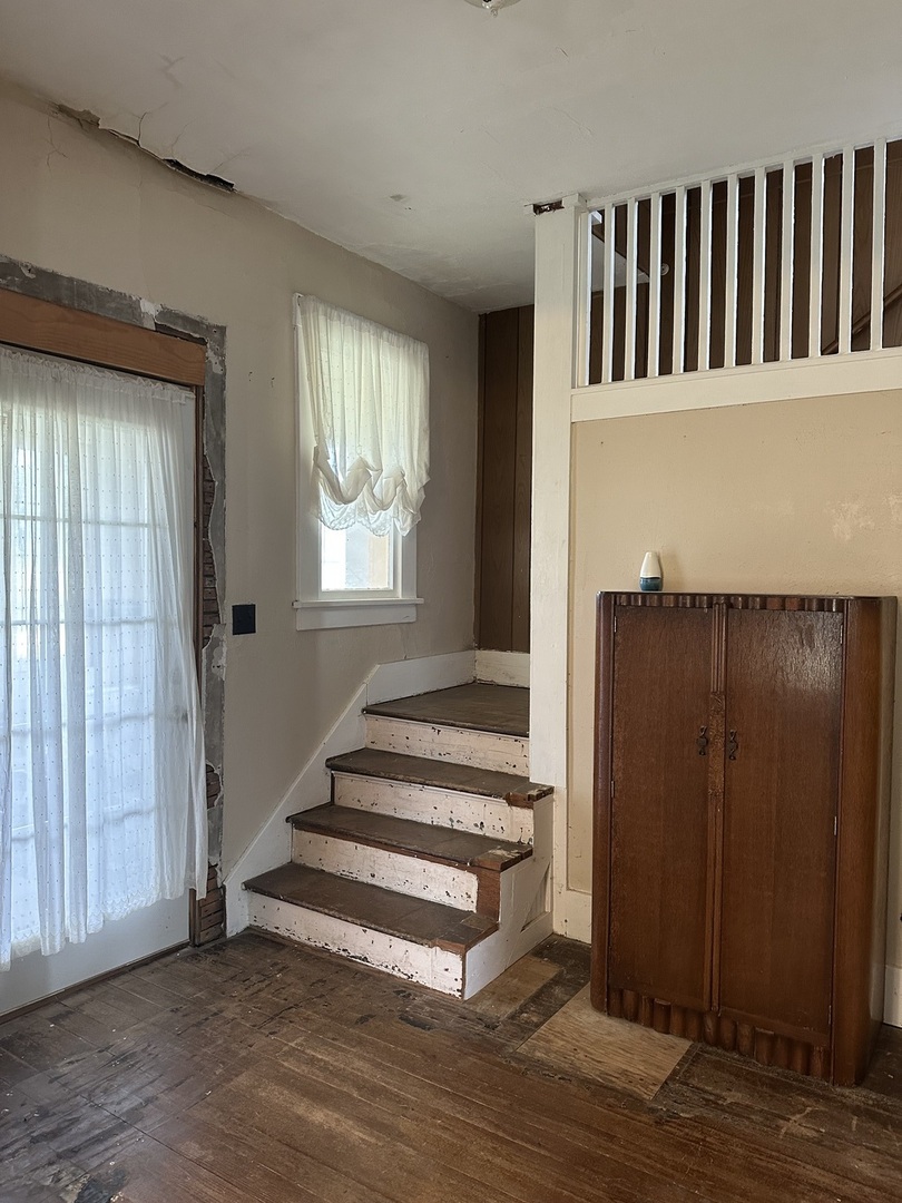 2733 S Curtiss Road Property Photo 15