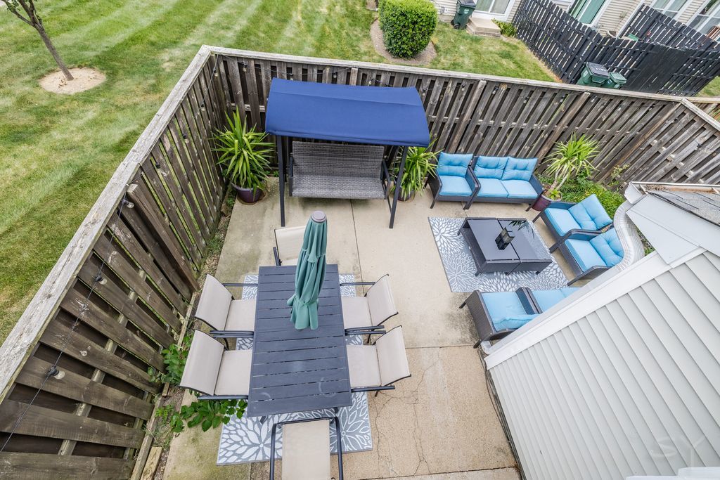 2016 Raleigh Place Property Photo 20