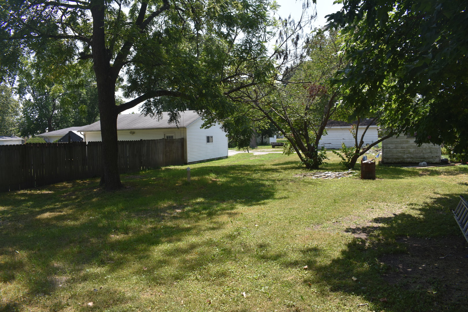 415 W Main Property Photo 4