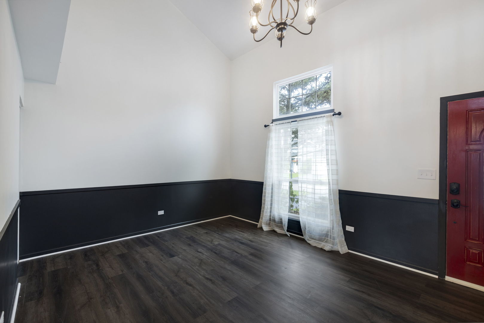3318 Southport Drive Property Photo 6