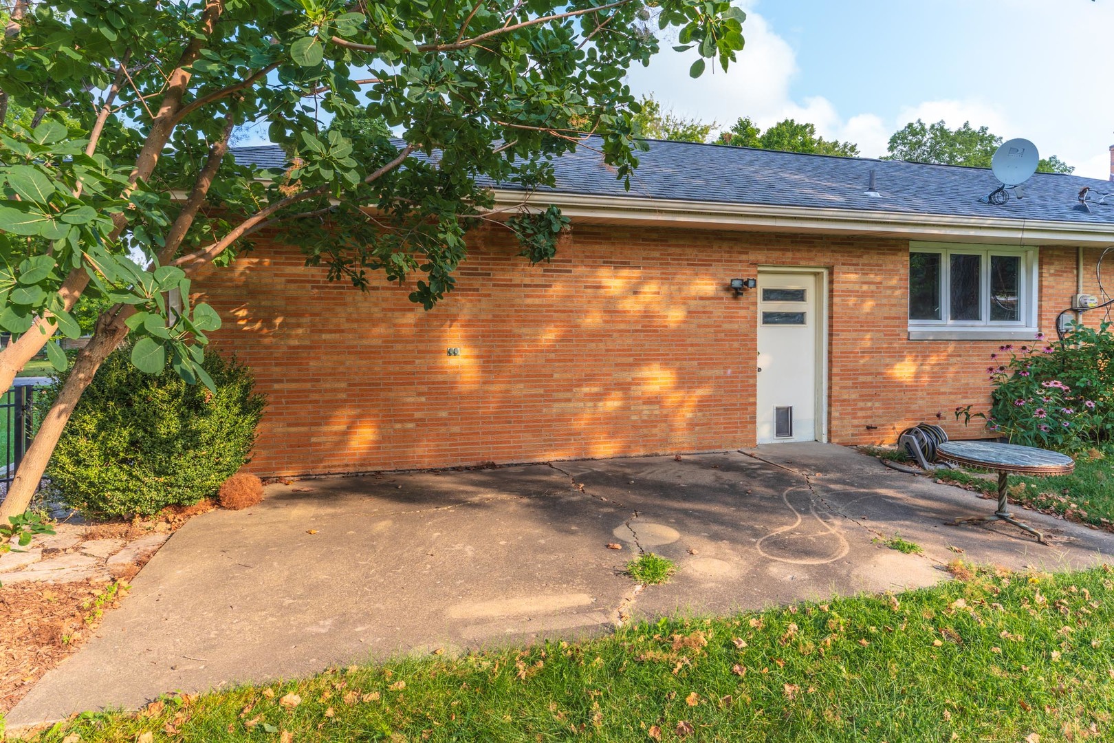203 Radliff Road Property Photo 6