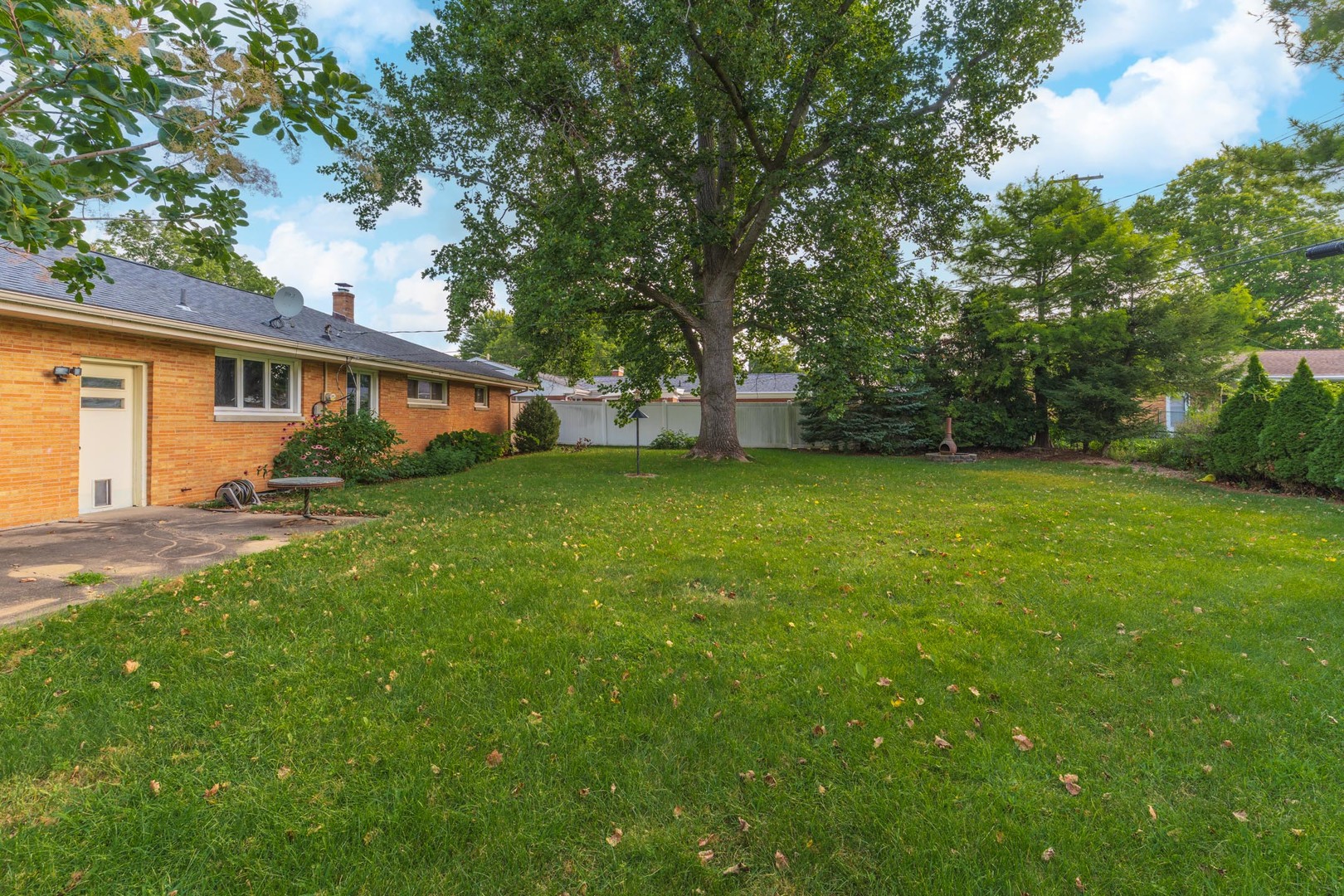 203 Radliff Road Property Photo 8