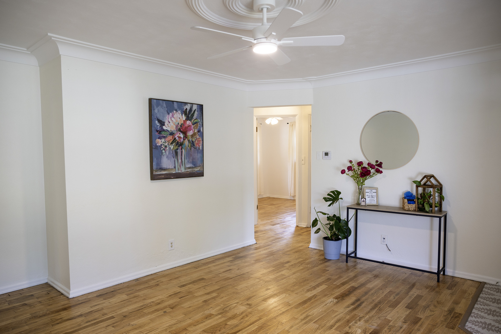 209 S Brook Lane Property Photo 3