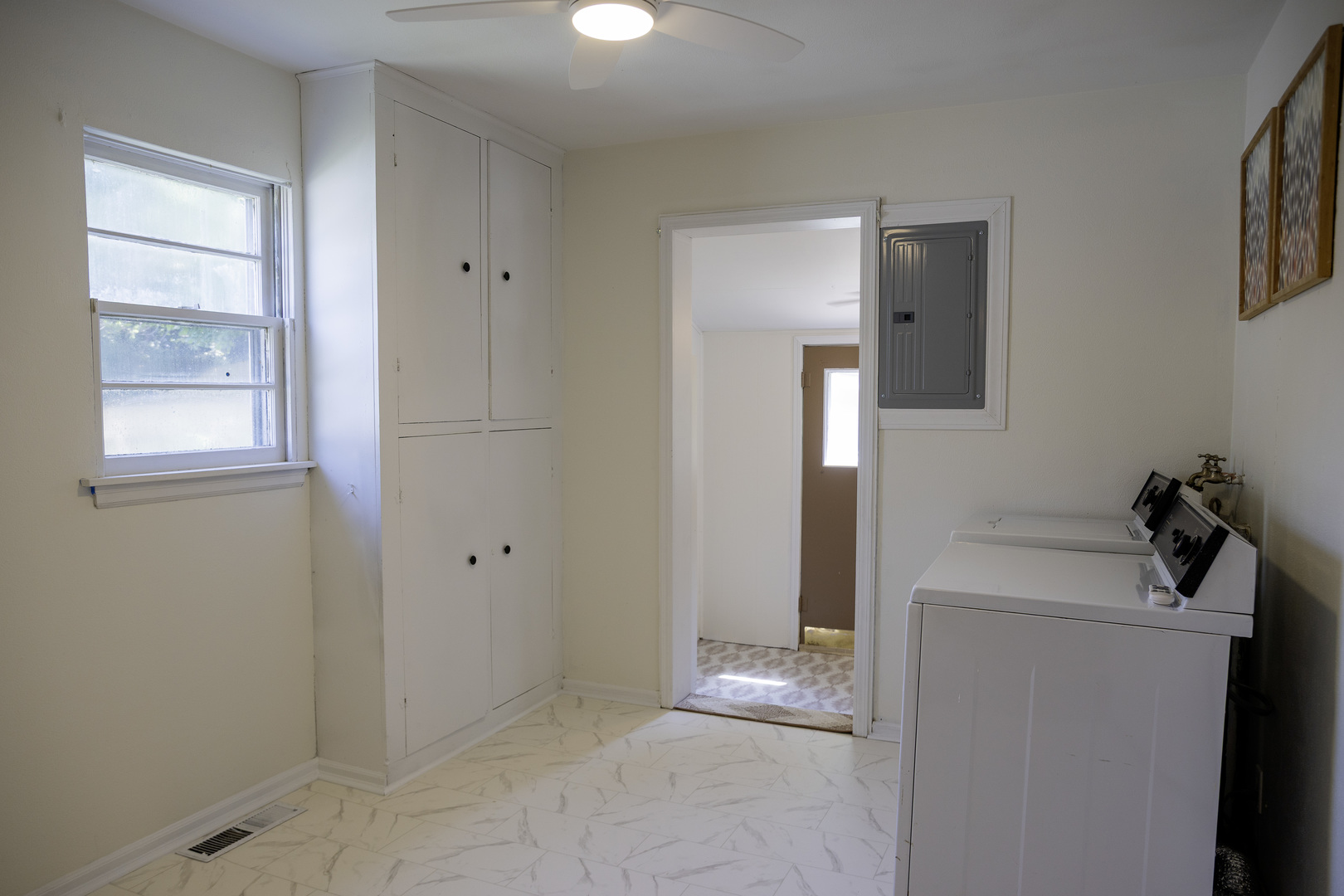 209 S Brook Lane Property Photo 17