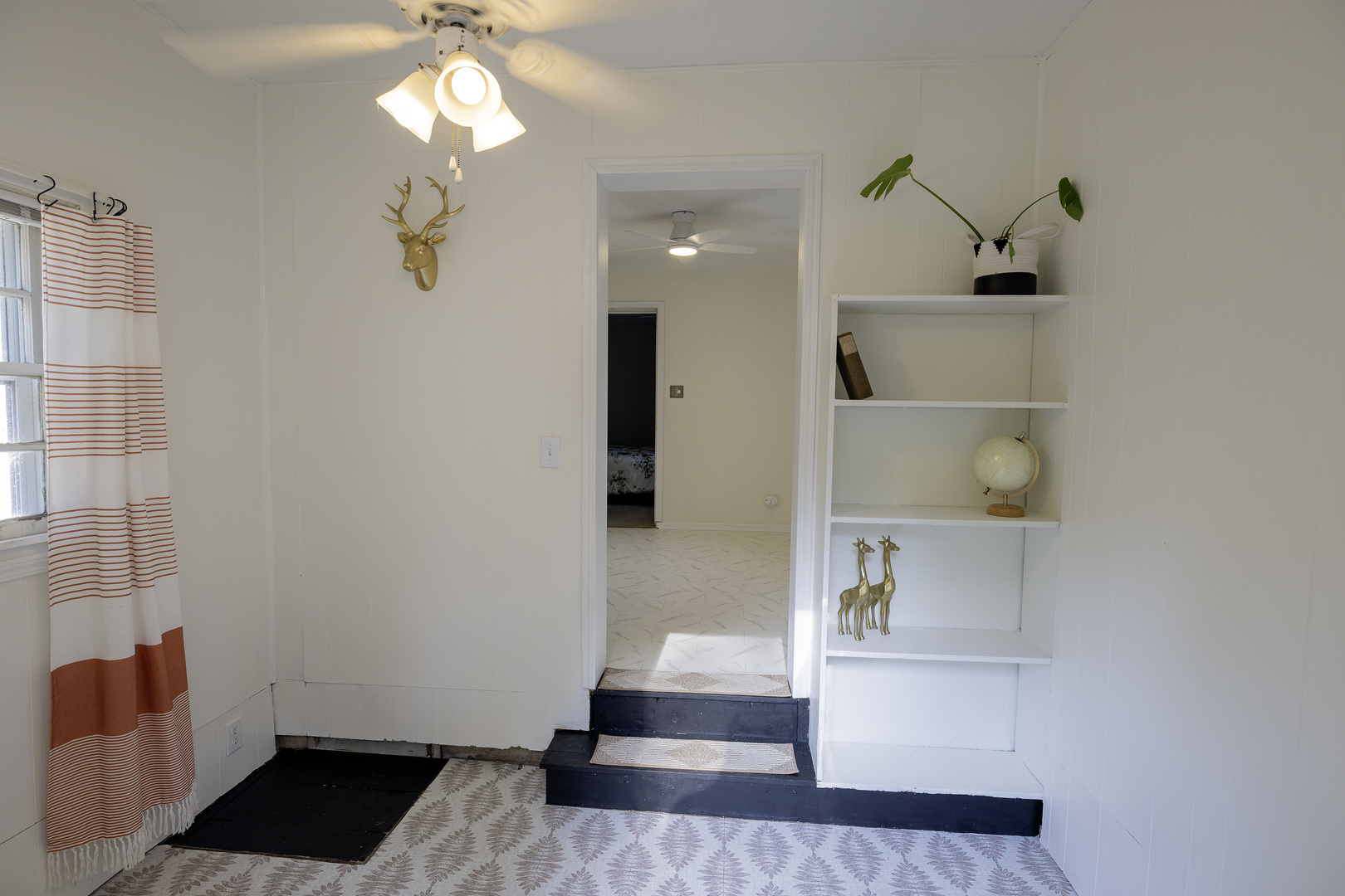 209 S Brook Lane Property Photo 18