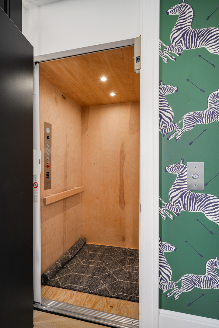 12716461 Property Photo 32