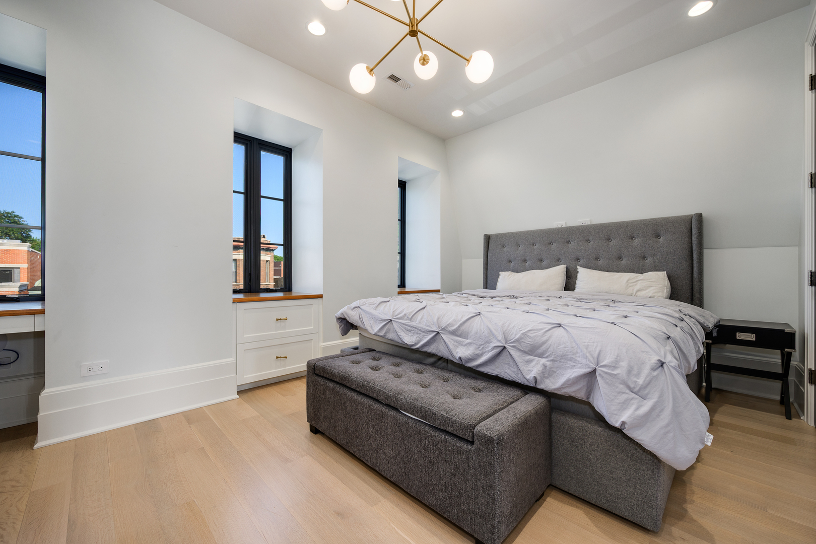 12716461 Property Photo 37