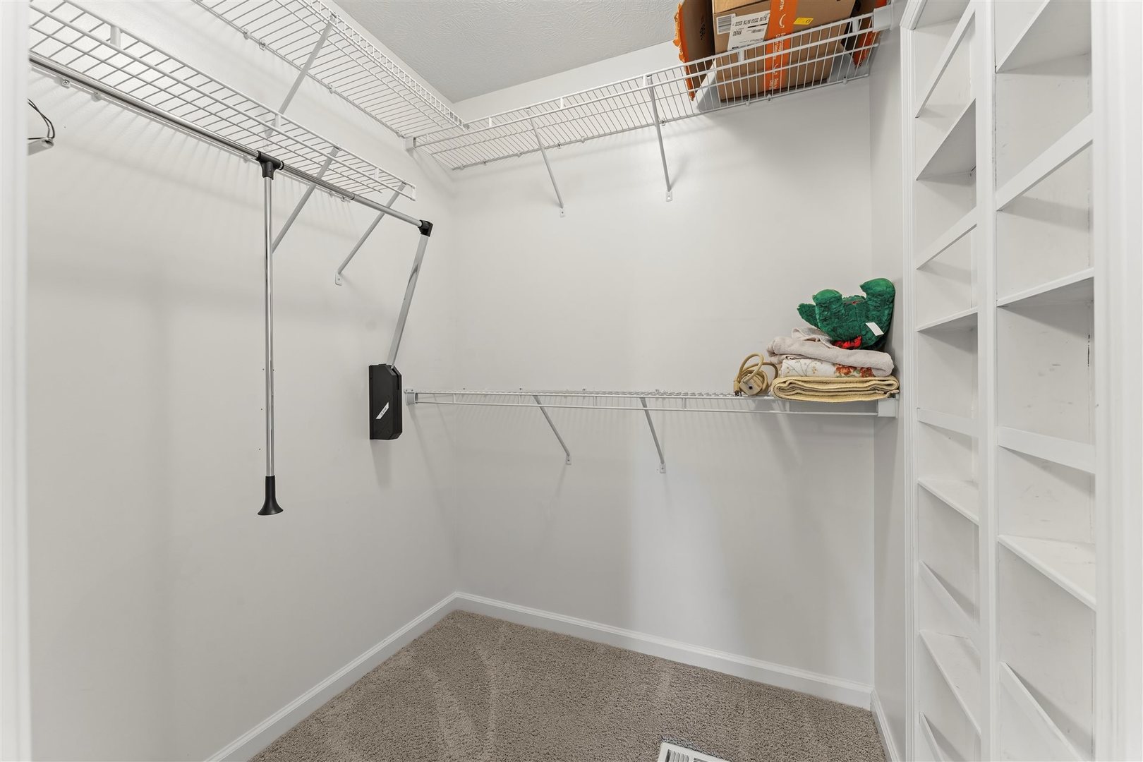 701 Red Bud Drive Property Photo 21