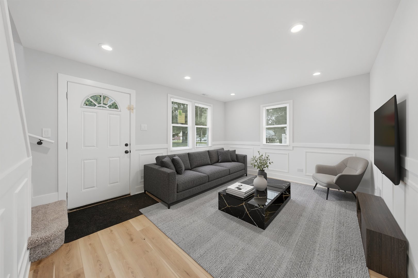15480 Millard Avenue Property Photo 2