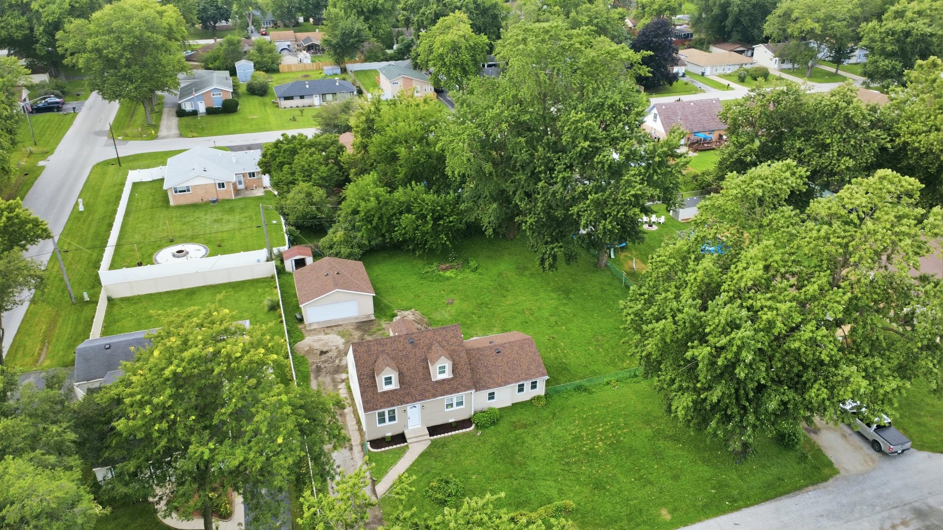 15480 Millard Avenue Property Photo 26