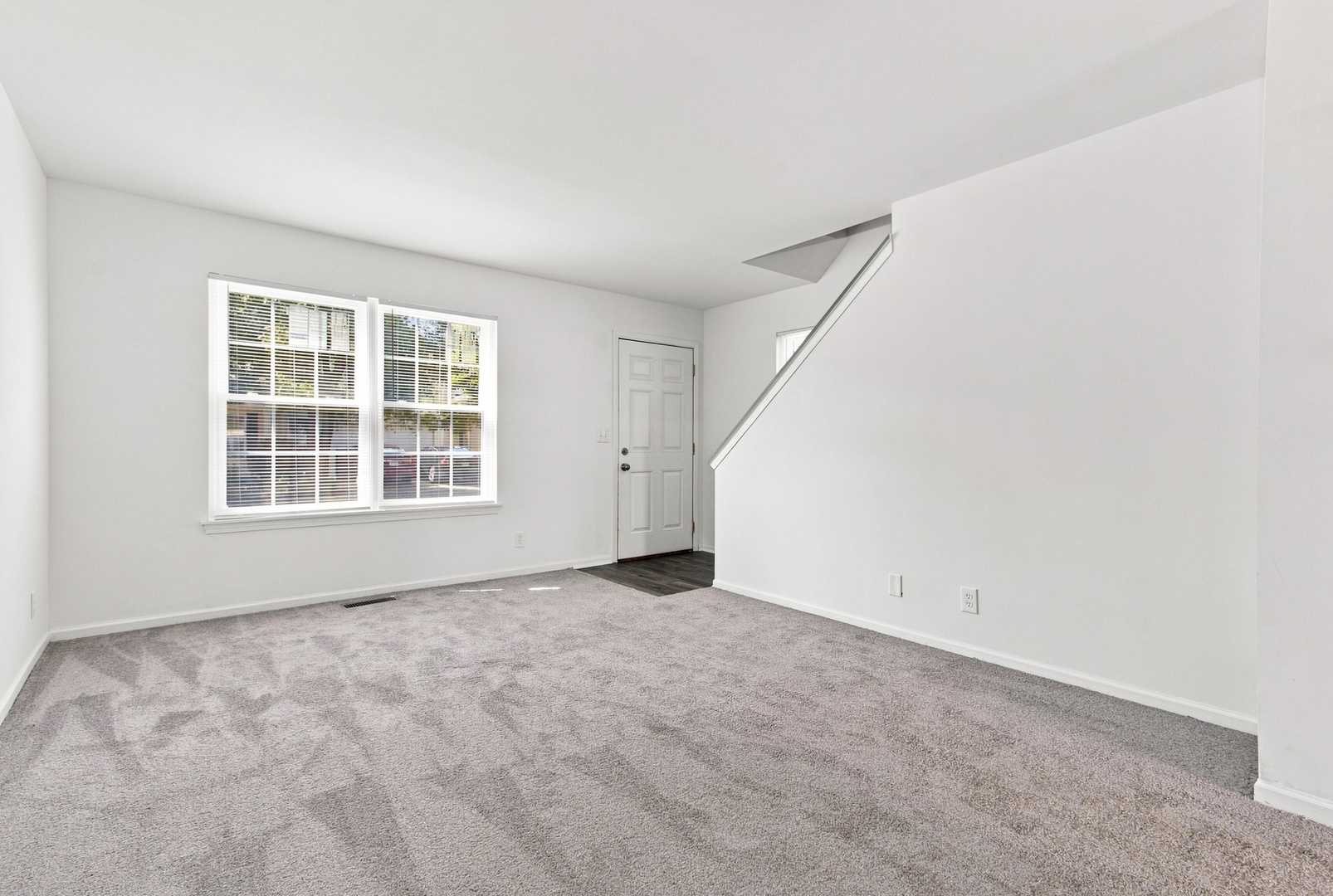 1748 Linden Park Lane Property Photo 2
