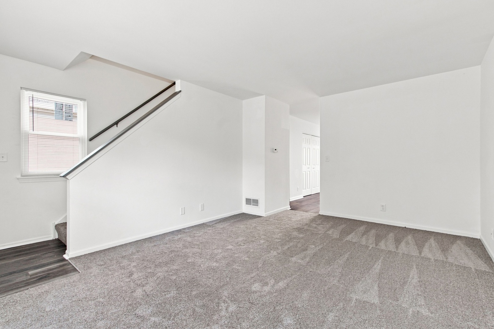 1748 Linden Park Lane Property Photo 3