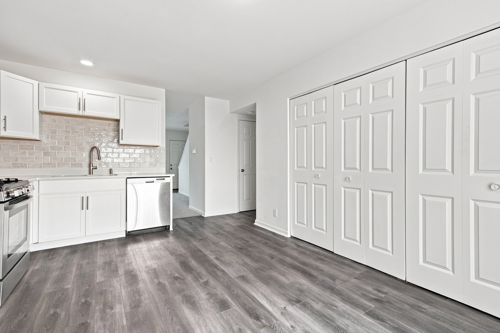 1748 Linden Park Lane Property Photo 7