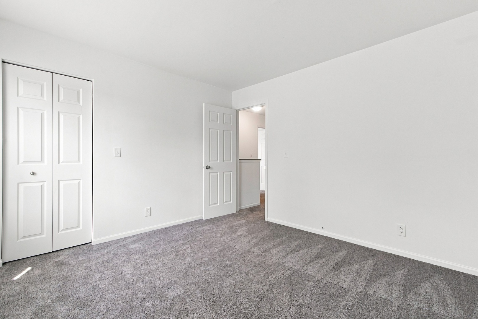 1748 Linden Park Lane Property Photo 10