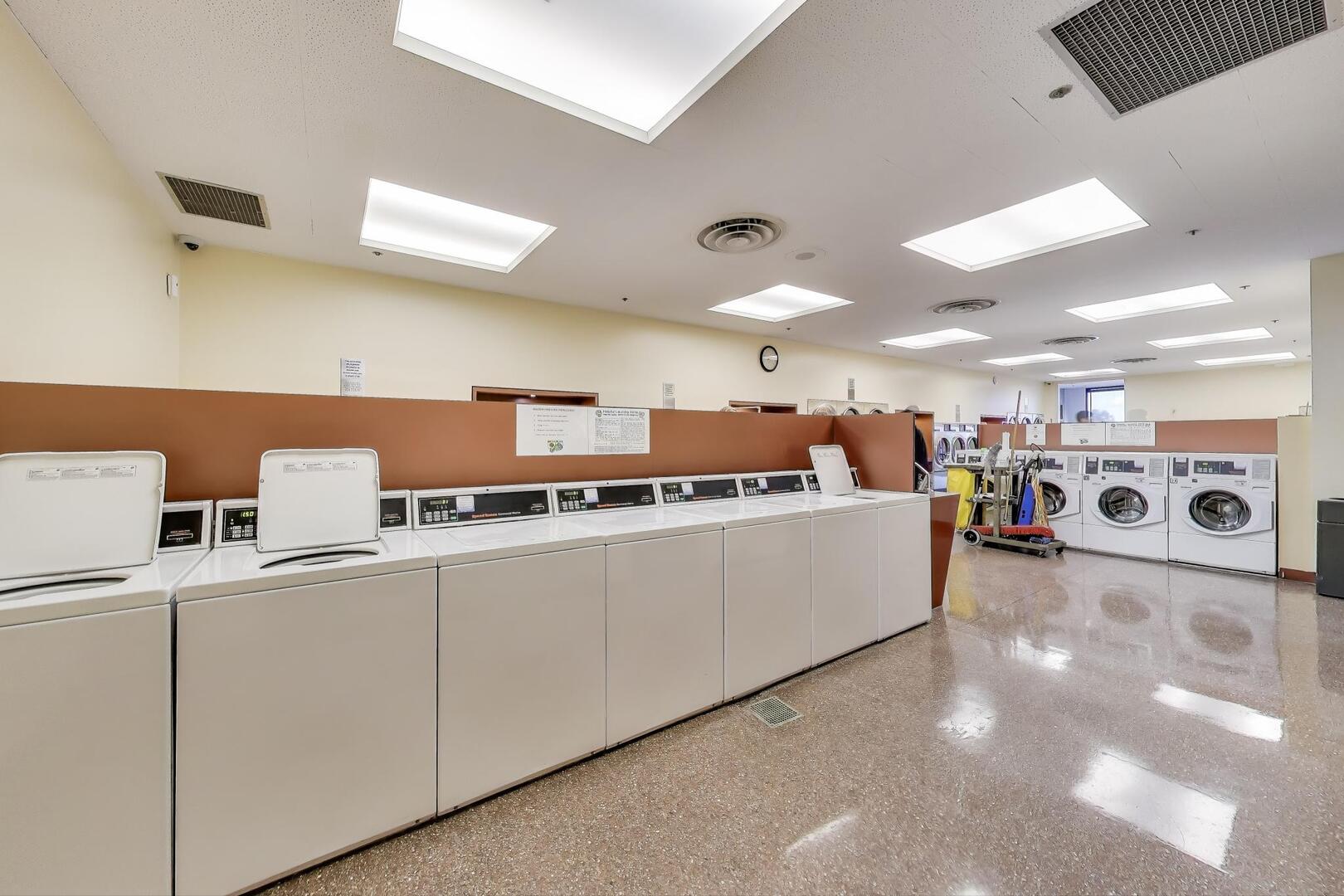 155 N Harbor Drive 3301-3302-3314 Property Photo 64