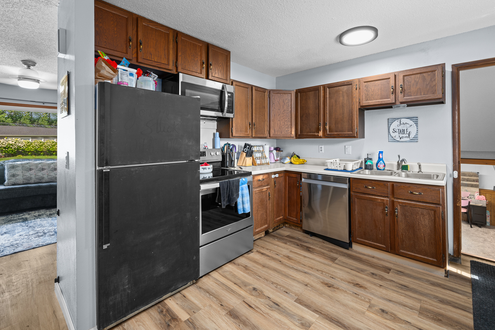 3121 Greenbrier Drive Property Photo 15