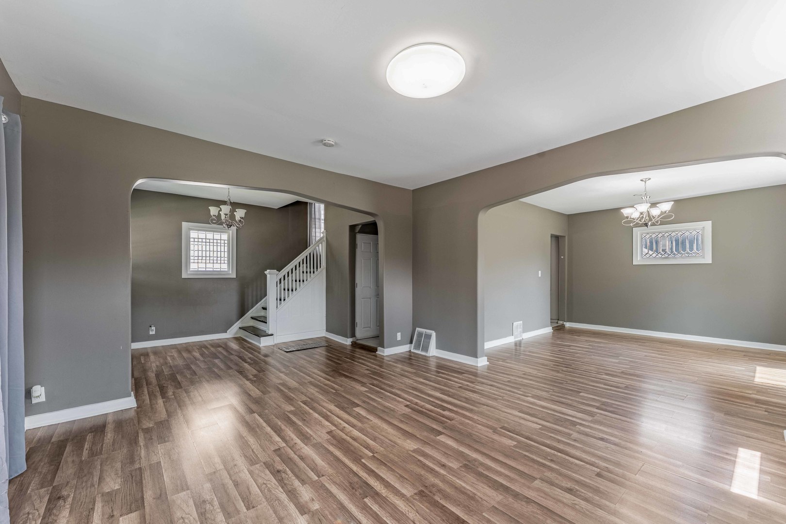 228 Richards Street Property Photo 7