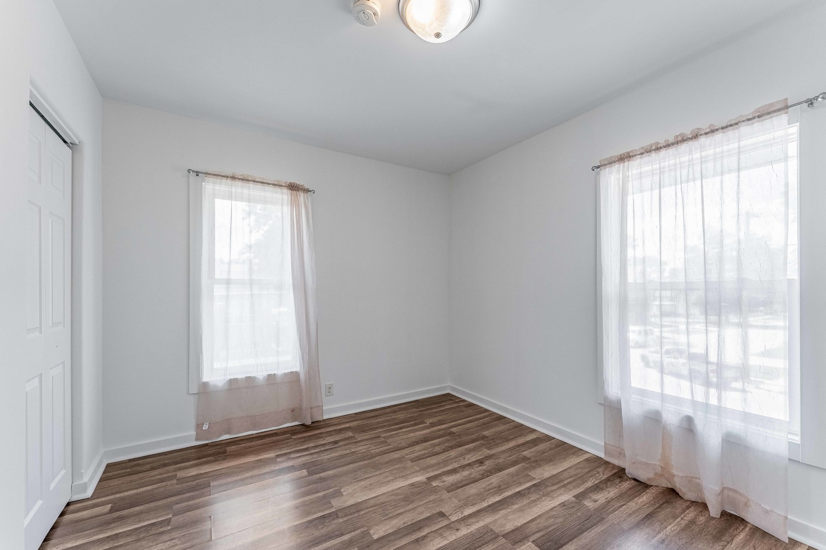 228 Richards Street Property Photo 25