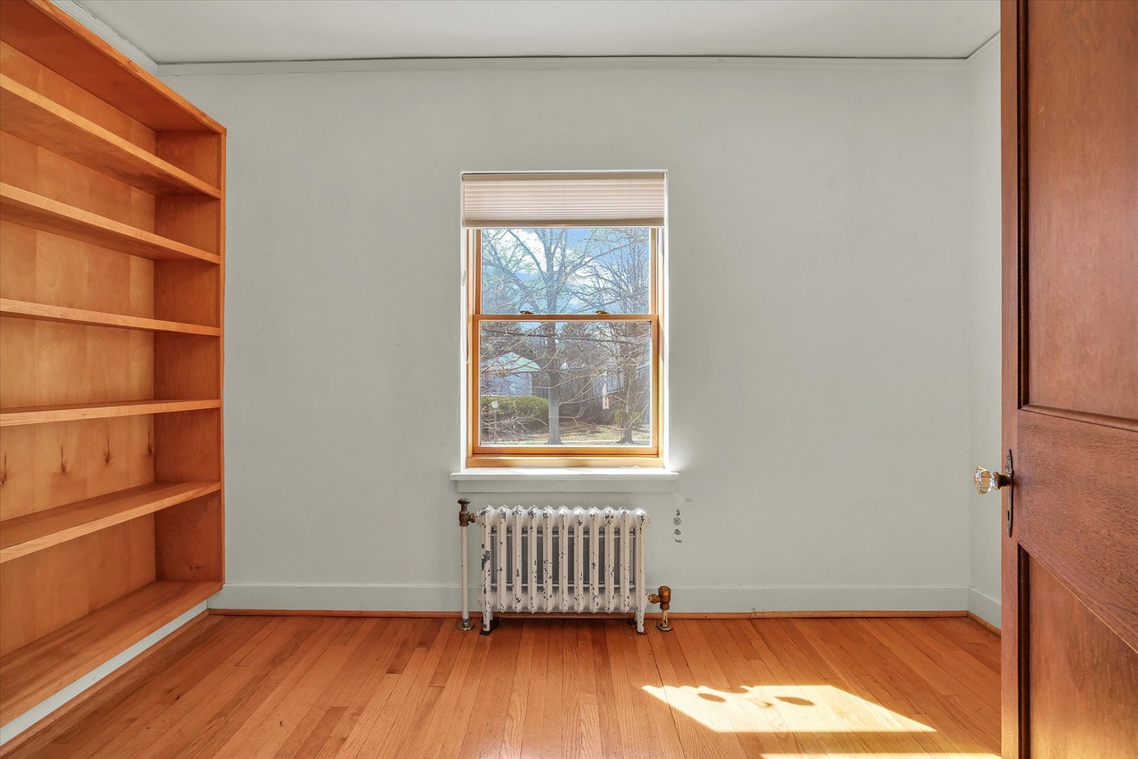 402 W Pennsylvania Avenue Property Photo 14