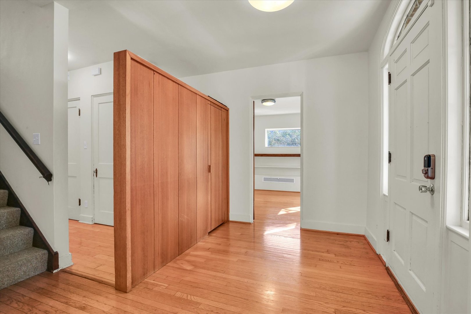 402 W Pennsylvania Avenue Property Photo 17