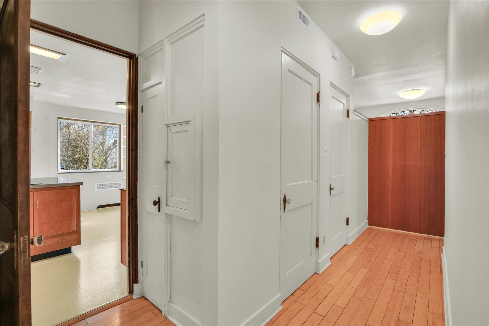 402 W Pennsylvania Avenue Property Photo 22