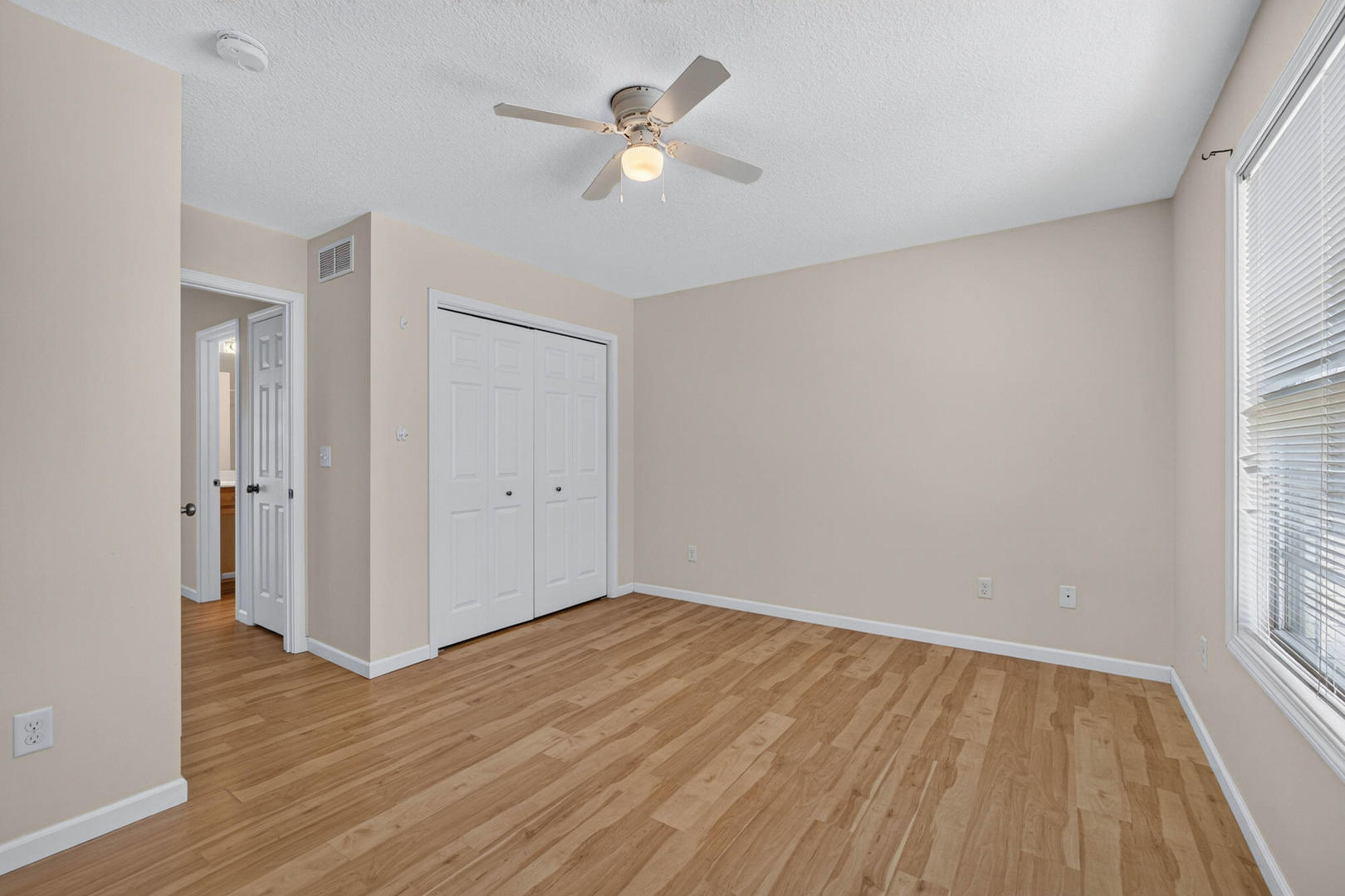 520 Prairie Meadow Drive Property Photo 15