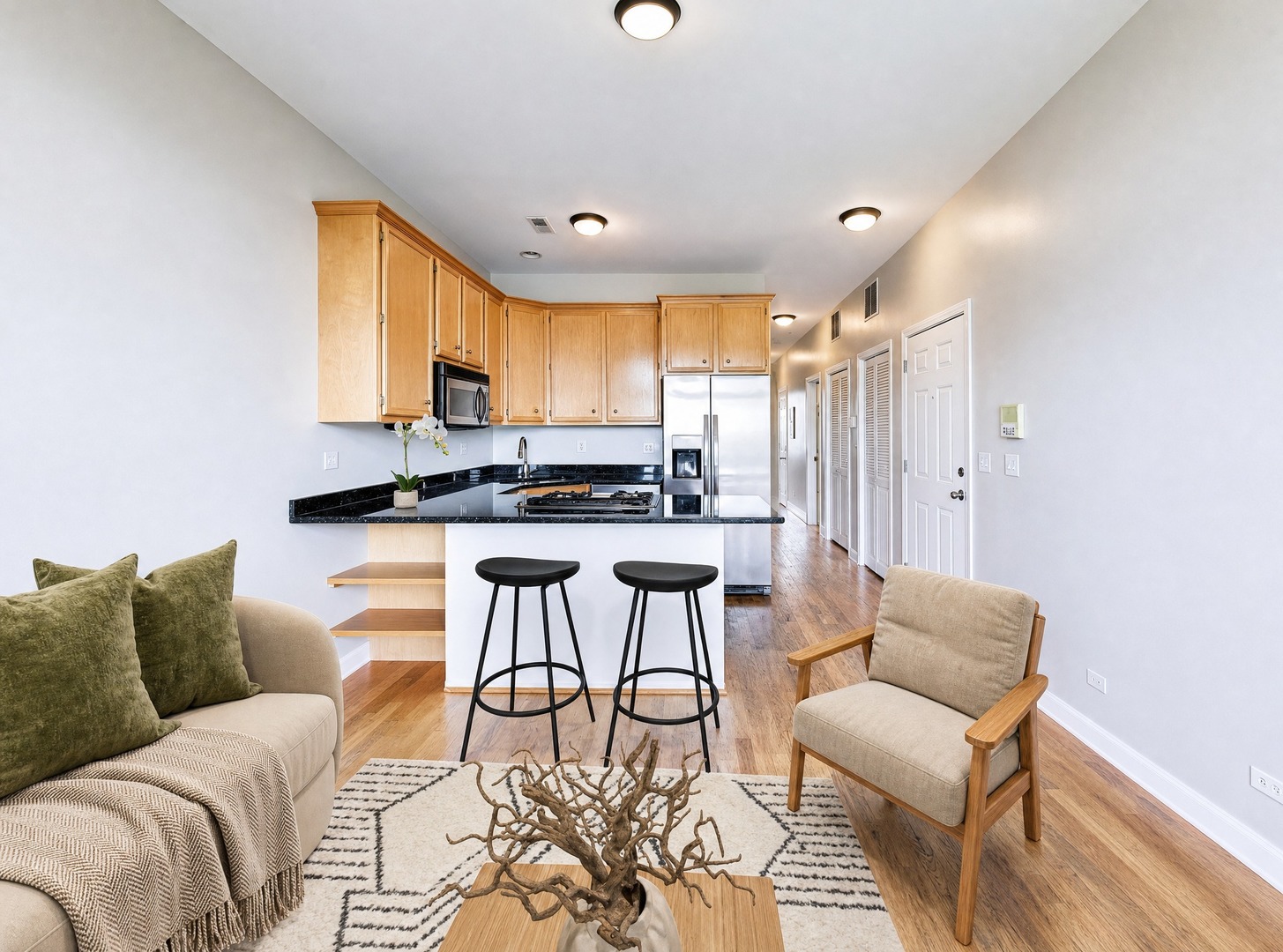 1875 N Winnebago Avenue 7 Property Photo 5