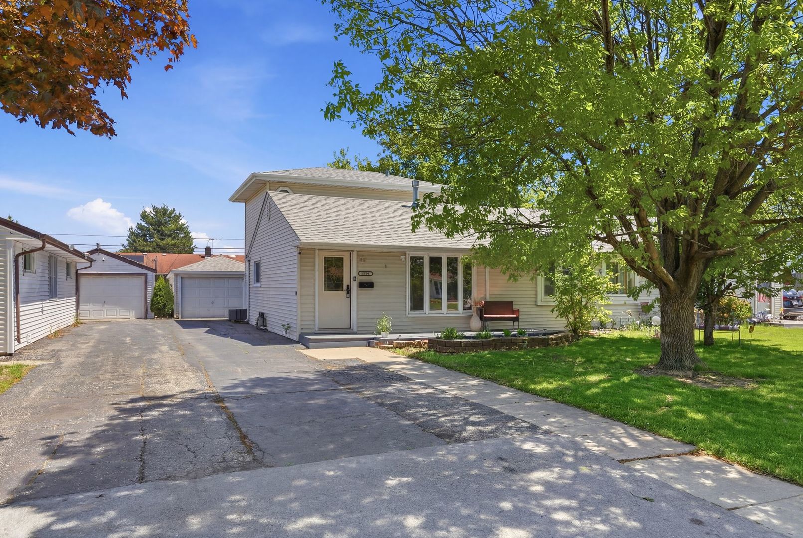 8753 S Kostner Avenue Property Photo 1