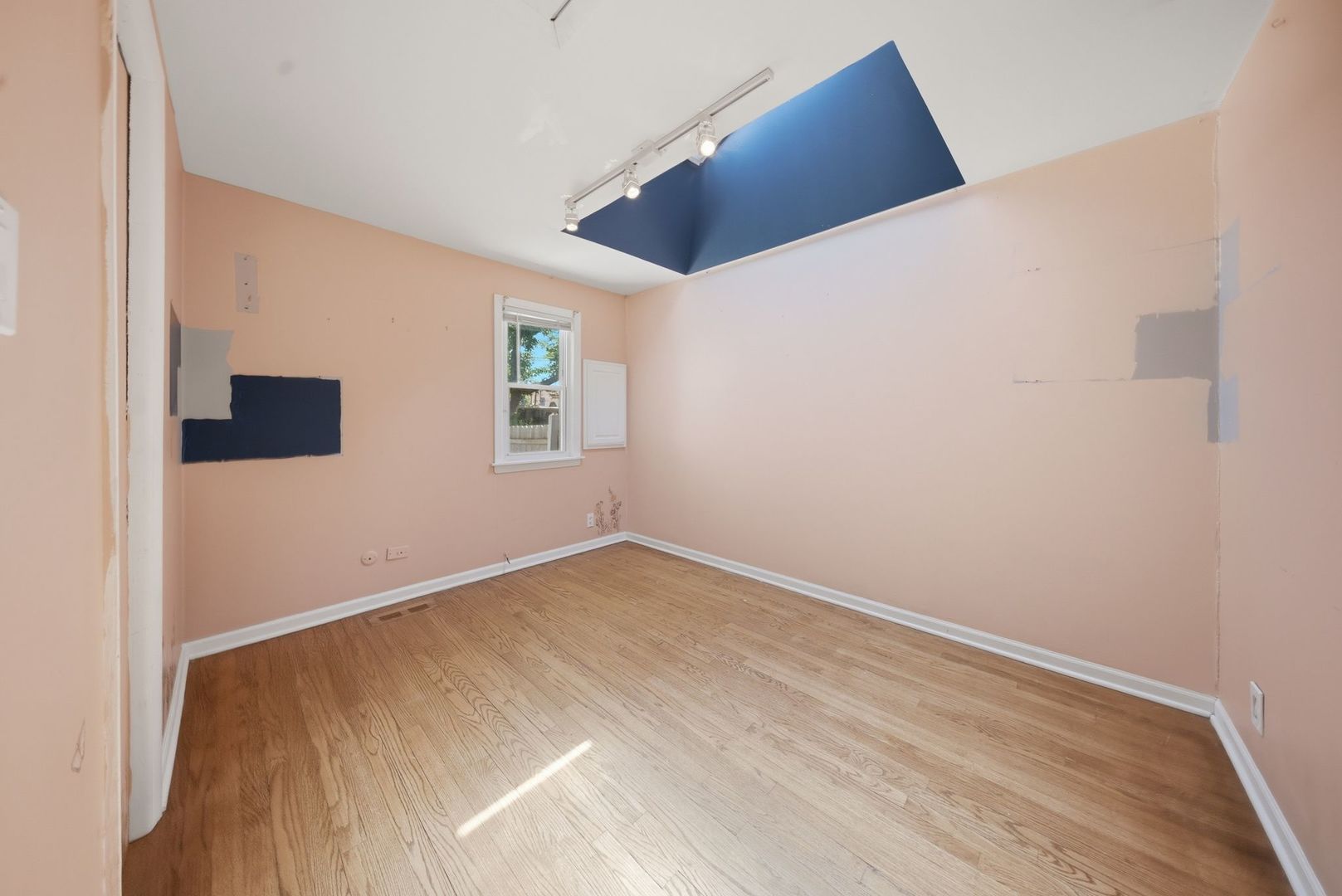 8753 S Kostner Avenue Property Photo 14