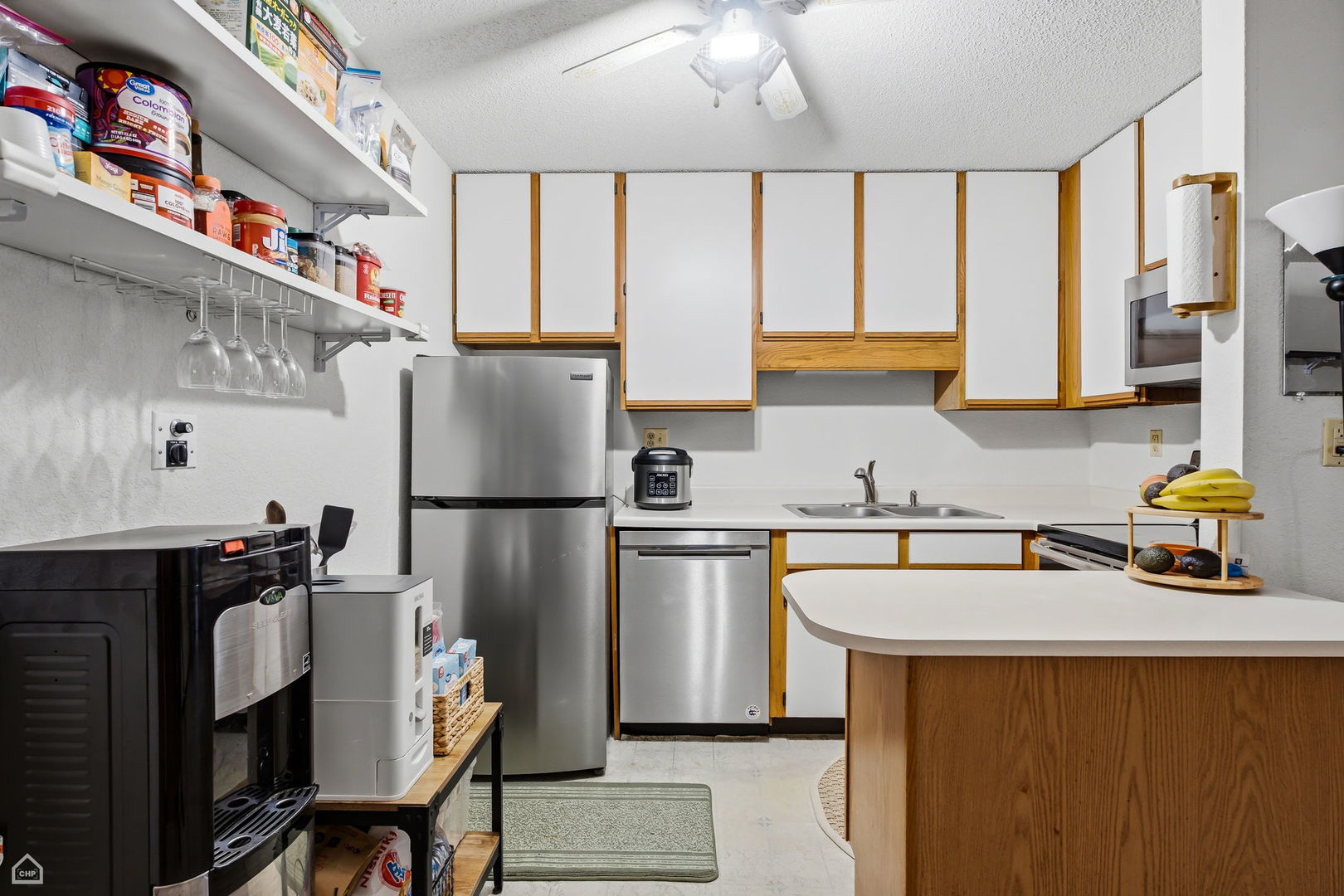 3130 W Monroe Street 107 Property Photo 7