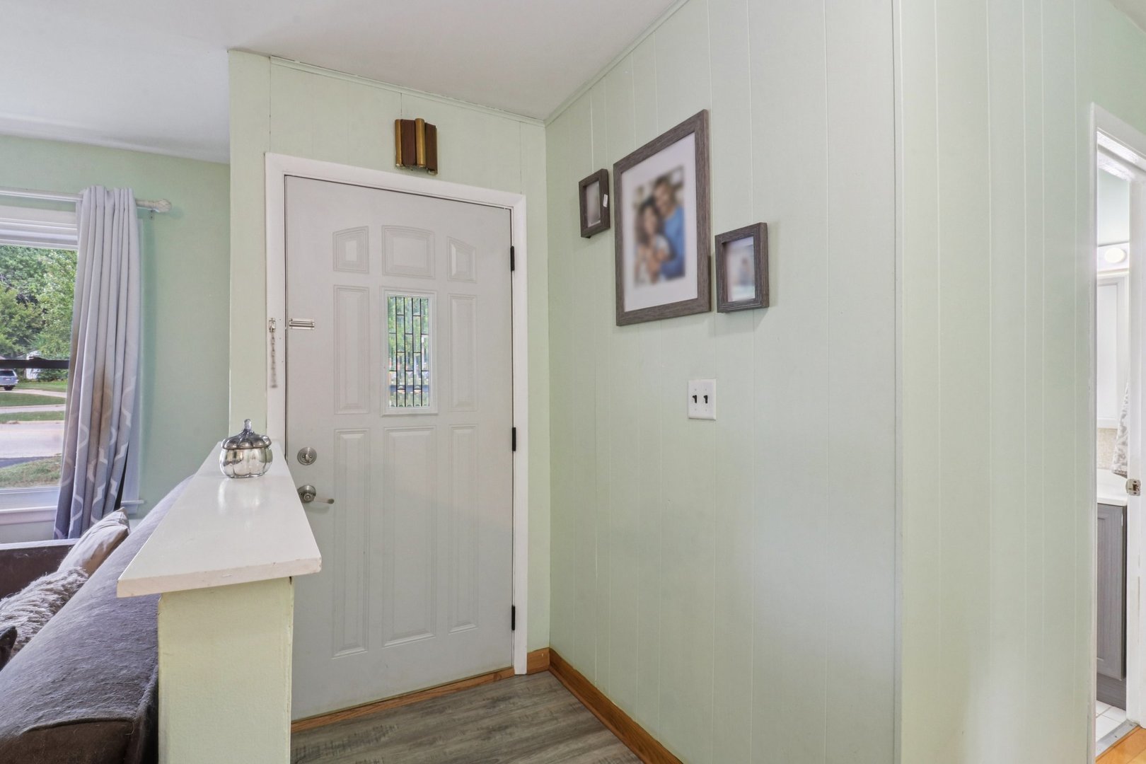2610 Killarney Drive Property Photo 3