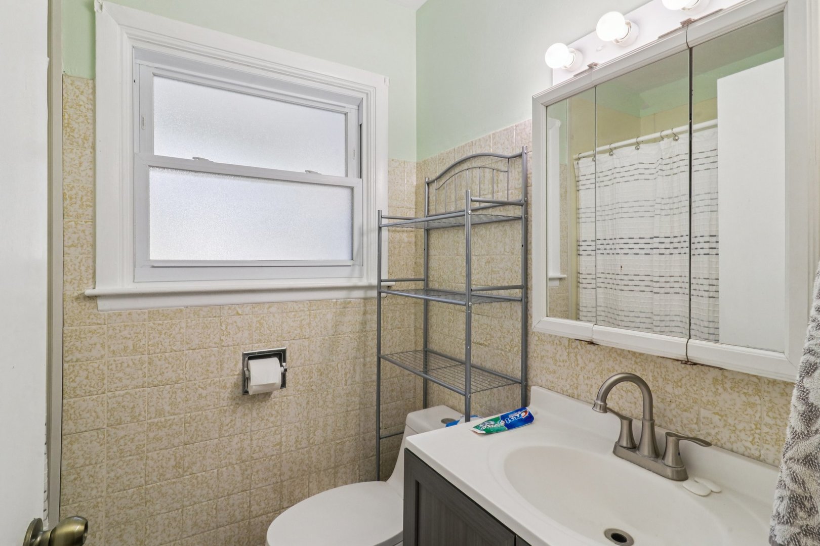 2610 Killarney Drive Property Photo 12