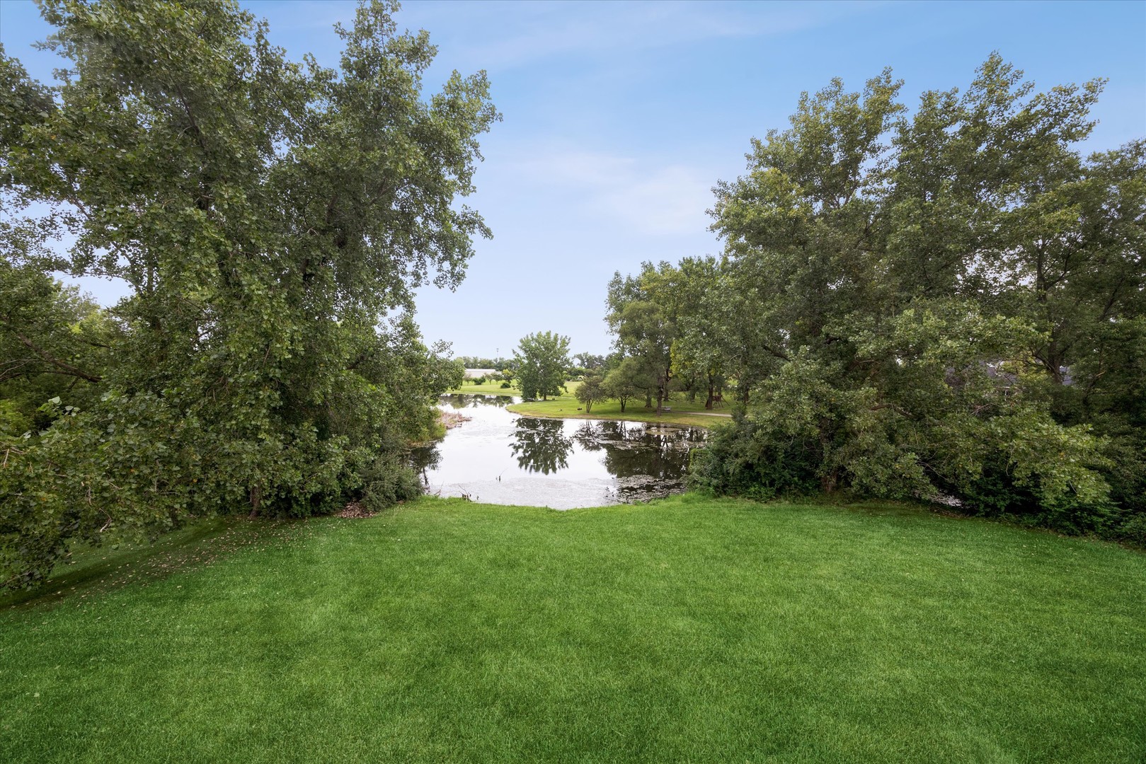 2260 E Tiffany Drive Property Photo 15