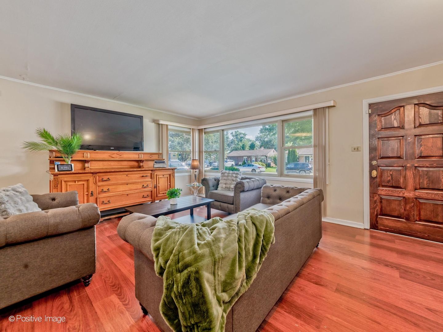 1025 Longaker Road Property Photo 4