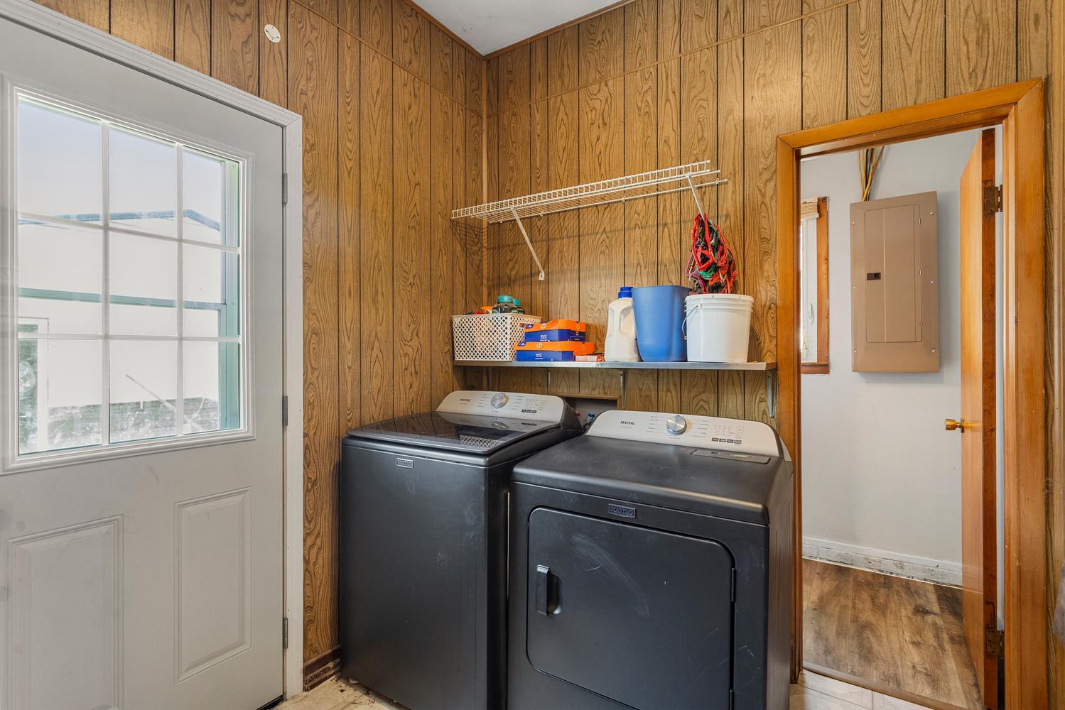 304 S Mckinley Street Property Photo 25