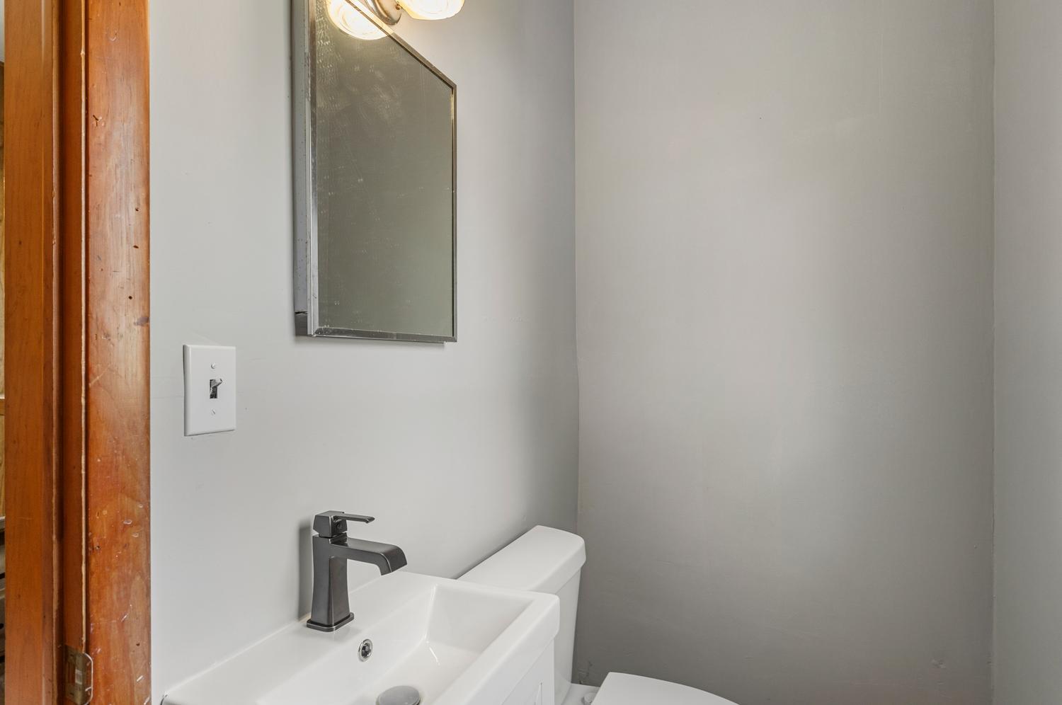 304 S Mckinley Street Property Photo 26