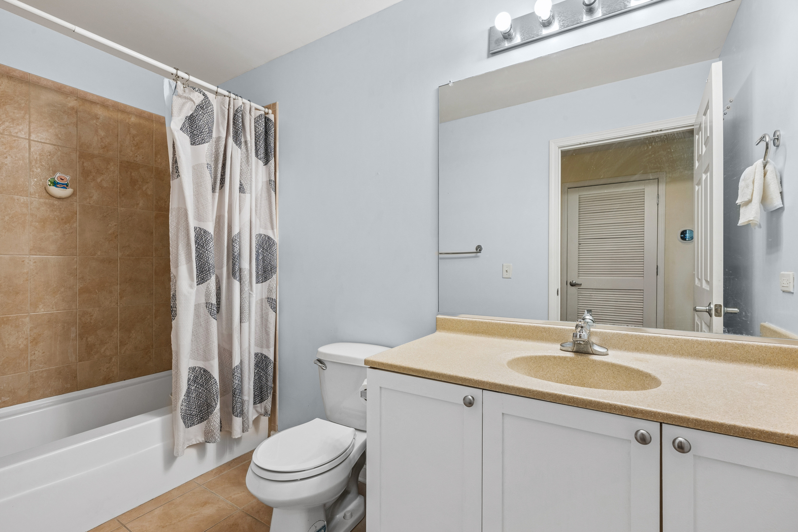 3450 S Halsted Street 202 Property Photo 17