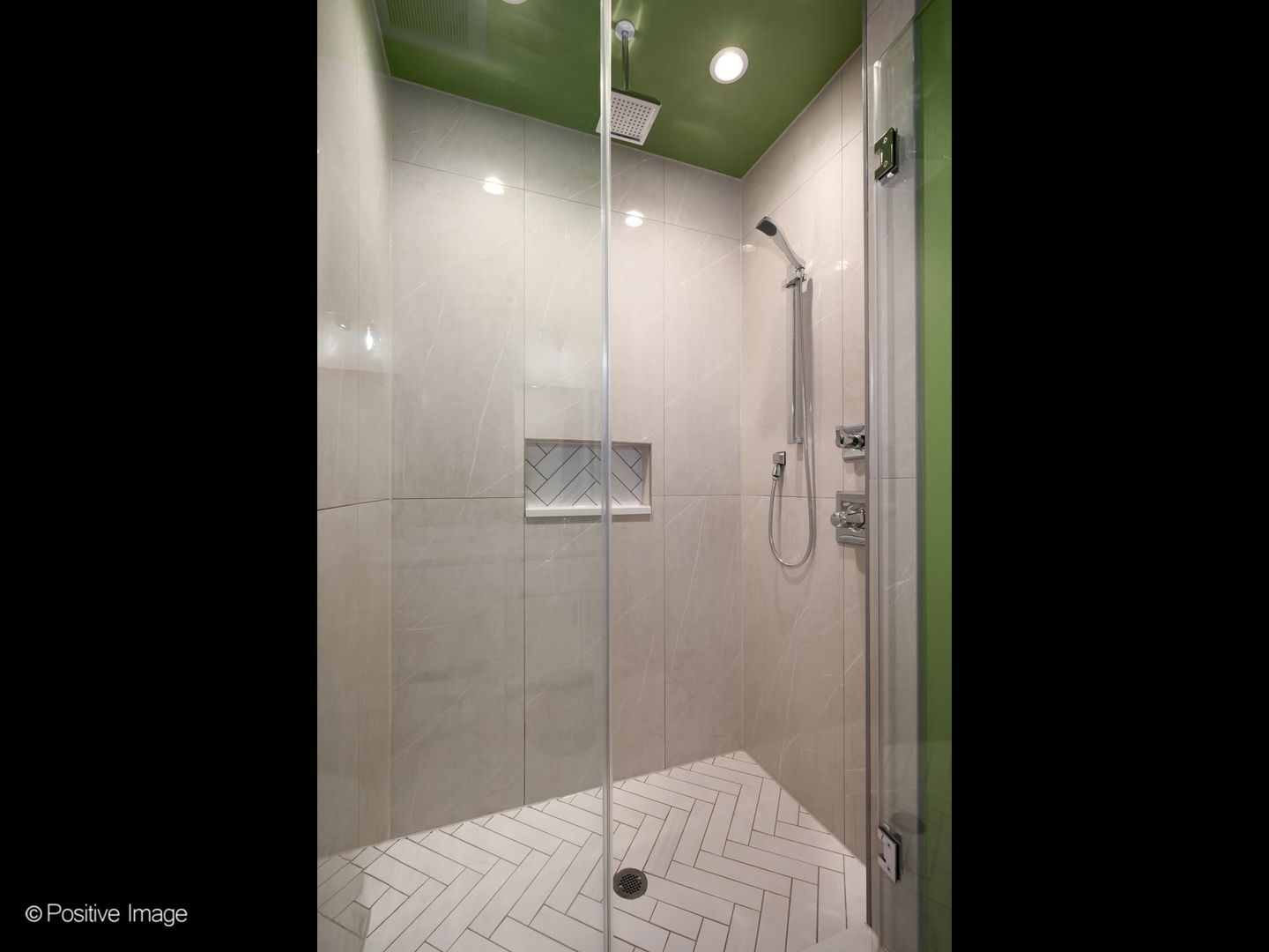 1226 W Winnemac Avenue 3s Property Photo 14