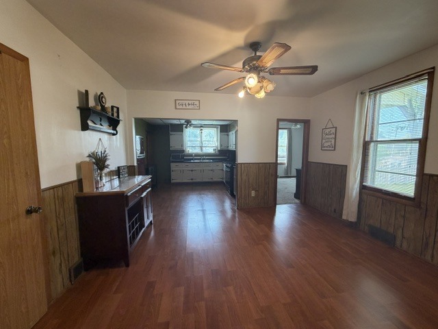 418 W Santa Fe Avenue Property Photo 8