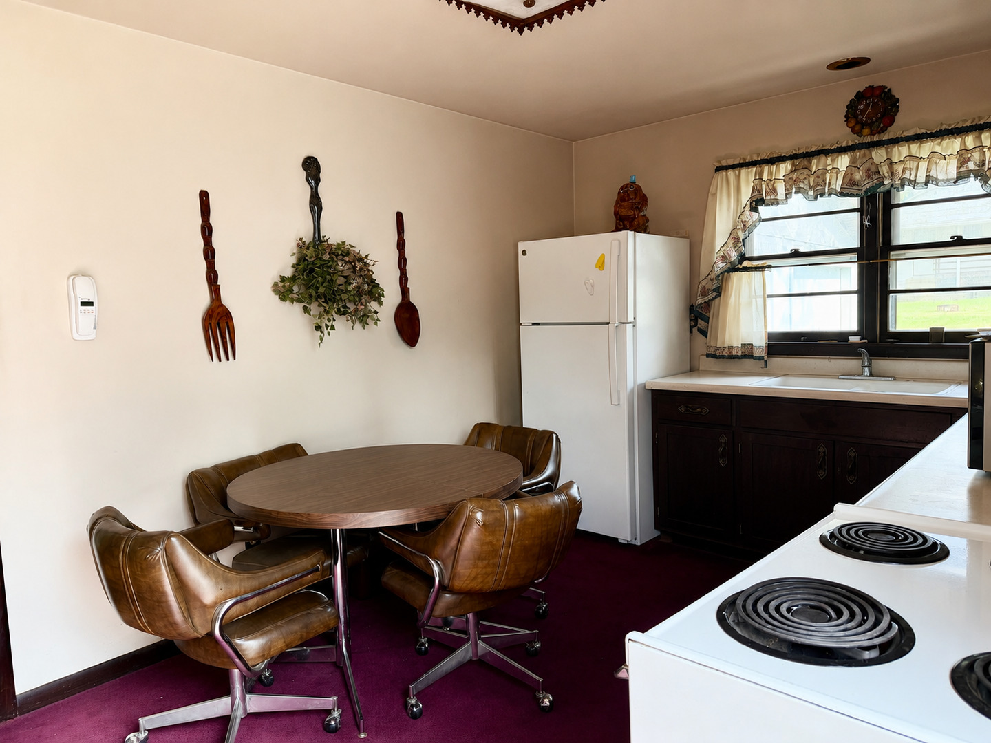 467 Ryall Street Property Photo 7